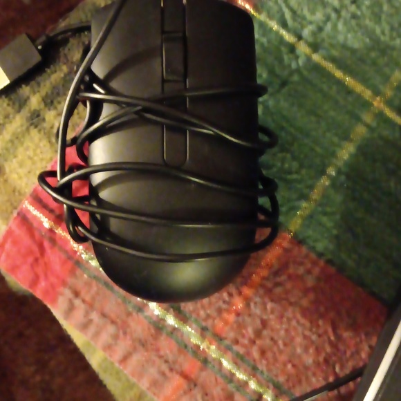 Nwot vibe gaming led one handed mini keyboard and dell mouse - Picture 3 of 3